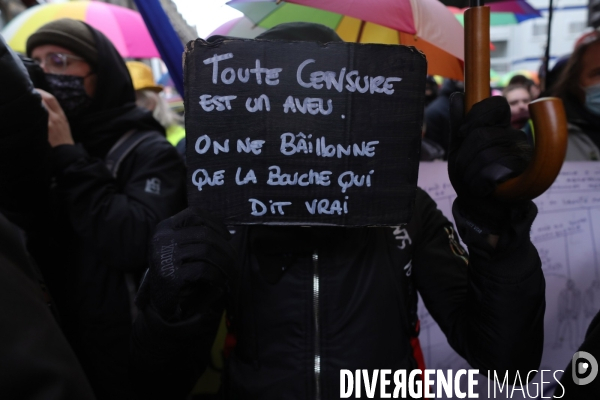 Manifestation des Gilets Jaunes place du Palais Royal