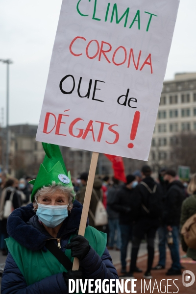 Genève - Manifestation - Pour une sortie de crise solidaire, sociale, culturelle, féministe et écologique