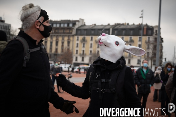 Genève - Manifestation - Pour une sortie de crise solidaire, sociale, culturelle, féministe et écologique