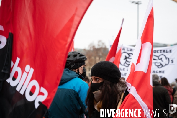 Genève - Manifestation - Pour une sortie de crise solidaire, sociale, culturelle, féministe et écologique