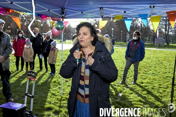 Manifestation contre le masque à l école