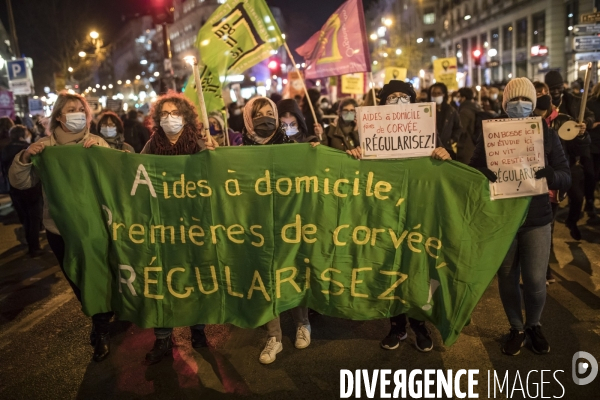 Manifestation de sans-papiers pour réclamer leur régularisation 18122020