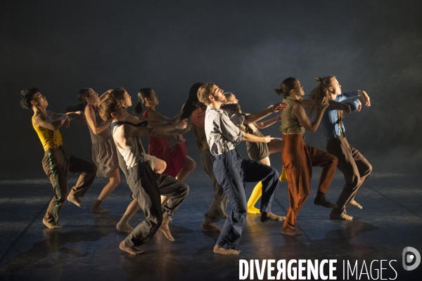 Political mother unplugged de hofesh shechter