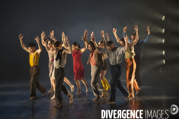 Political mother unplugged de hofesh shechter