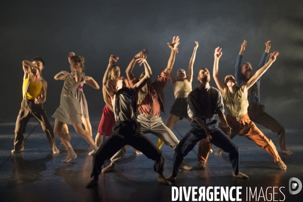 Political mother unplugged de hofesh shechter