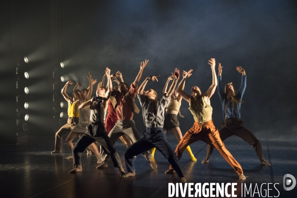 Political mother unplugged de hofesh shechter