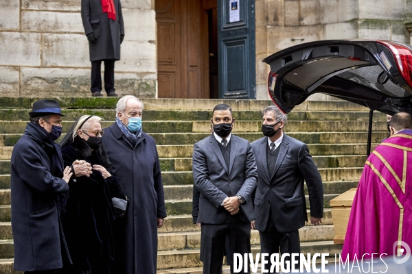 Obsèques de l acteur Claude Brasseur  en l église Saint-Roch