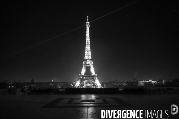 Couvre-feu à Paris pendant la nuit du 1er de l an.