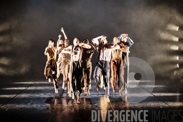 Political Mother Unplugged /  Hofesh Shechter