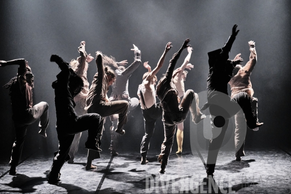 Political Mother Unplugged /  Hofesh Shechter