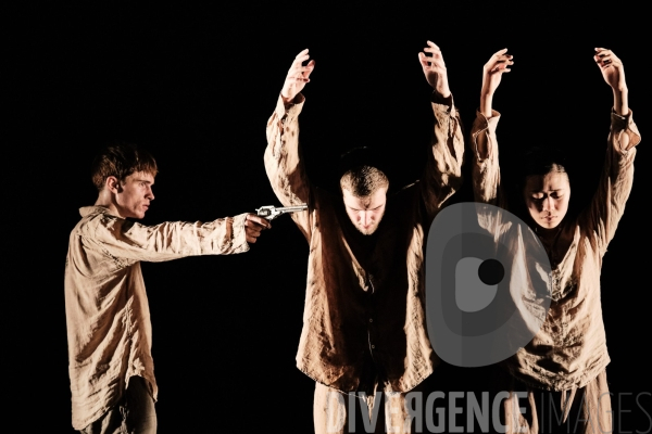 Political Mother Unplugged /  Hofesh Shechter