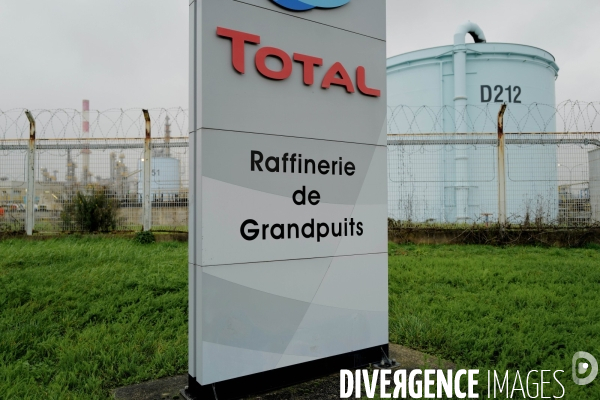 Grève des salariés de la Raffinerie Total de Grandpuits