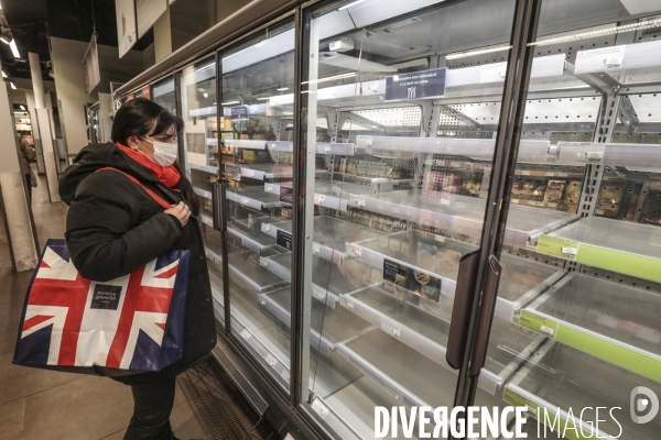 A cause du brexit les magasins marks&spencer sont vides