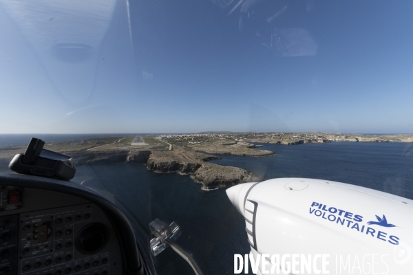 Avec Pilotes Volontaires au secours des exilés