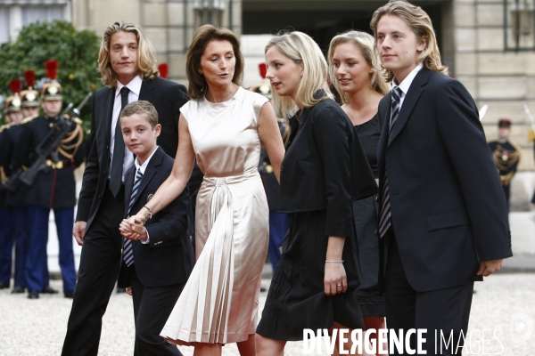 Passation des pouvoirs entre jacques chirac et nicolas sarkozy