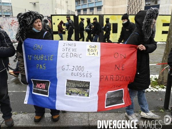 Manifestation contre le projet de loi SECURITE GLOBALE PPL, la marche des libertés du 16 janvier 2021. Demonstration against new security law project against freedom of information.