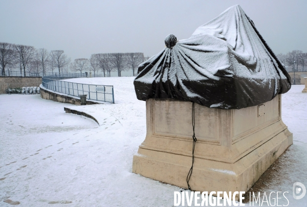 Neige à Paris