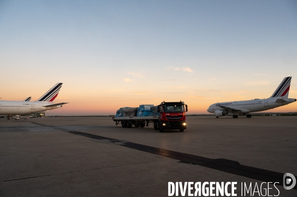 Air France cargo pendant le second confinement.