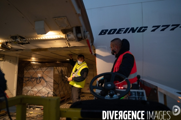 Air France cargo pendant le second confinement.