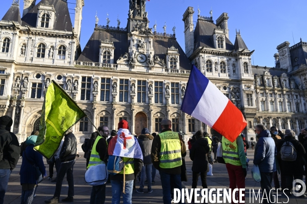 Enfants : Gilets jaunes. Contre la pédocriminalité, placements abusifs. Yellow vests. Against child criminality, abusive placements.