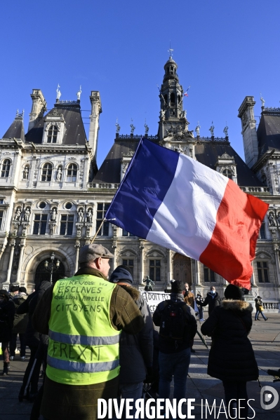 Enfants : Gilets jaunes. Contre la pédocriminalité, placements abusifs. Yellow vests. Against child criminality, abusive placements.