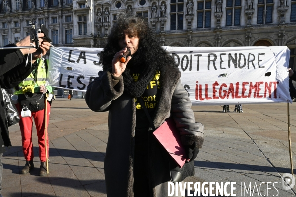 Enfants : Gilets jaunes. Contre la pédocriminalité, placements abusifs. Yellow vests. Against child criminality, abusive placements.