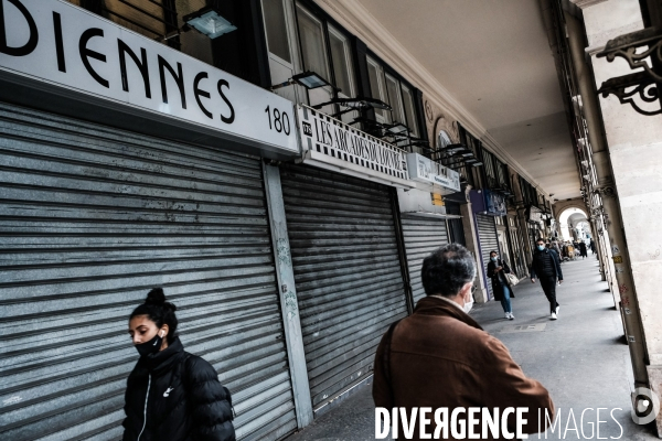 Rue de rivoli - fermetures en cascade