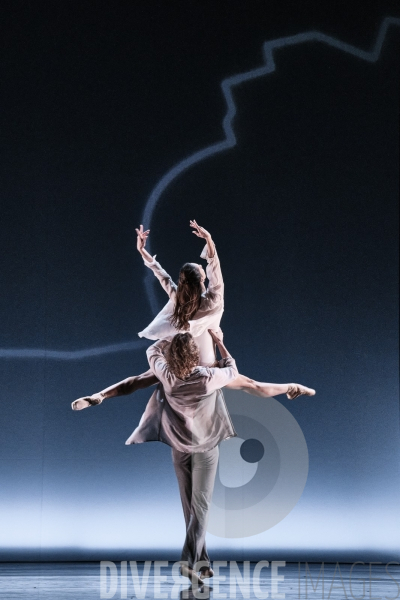 Les ailes du désir / Bruno Bouché / Ballet de l Opéra national du Rhin