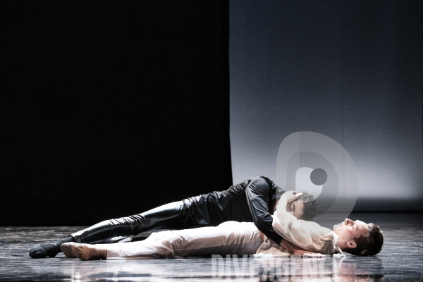 Les ailes du désir / Bruno Bouché / Ballet de l Opéra national du Rhin