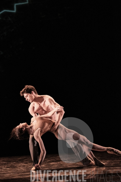 Répétitions en scène -Les ailes du désir / Bruno Bouché / Ballet de l Opéra national du Rhin