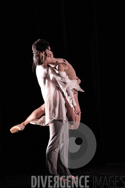 Répétitions en scène -Les ailes du désir / Bruno Bouché / Ballet de l Opéra national du Rhin