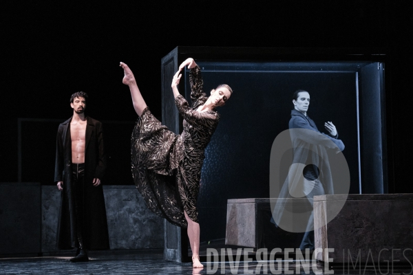 Répétitions en scène -Les ailes du désir / Bruno Bouché / Ballet de l Opéra national du Rhin