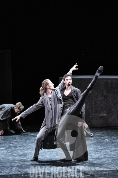 Répétitions en scène -Les ailes du désir / Bruno Bouché / Ballet de l Opéra national du Rhin