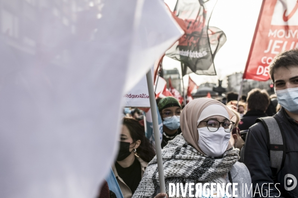 Manifestation des étudiants pour défendre les conditions de vie et d études 20012021