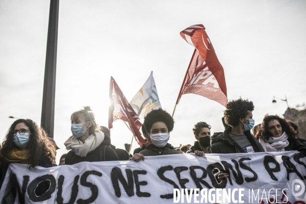 Manifestation des étudiants pour défendre les conditions de vie et d études 20012021