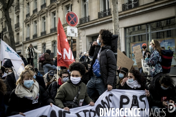 Manifestation des étudiants pour défendre les conditions de vie et d études 20012021