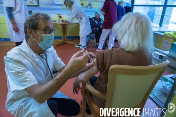 Vaccination contre la covid-19 dans un Ehpad