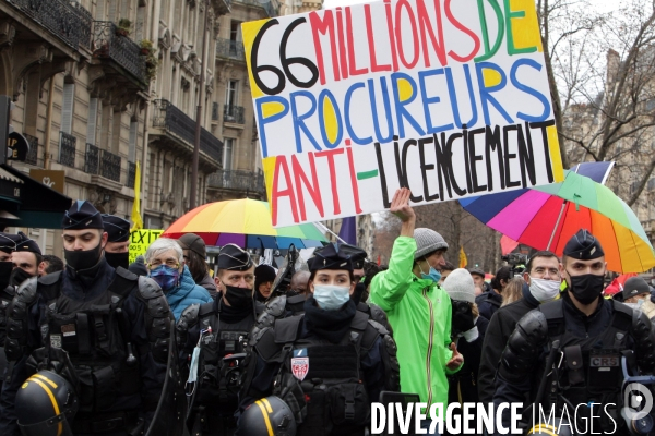 Paris, Manifestation pour l emploi, les libertés et gilets jaunes