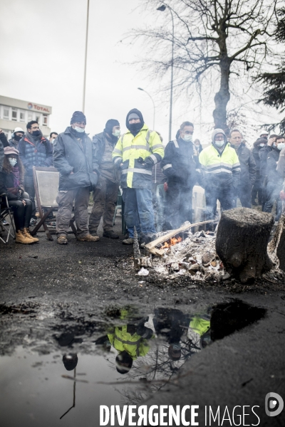 Grève des salariés de la raffinerie Total de Grandpuits 22012021