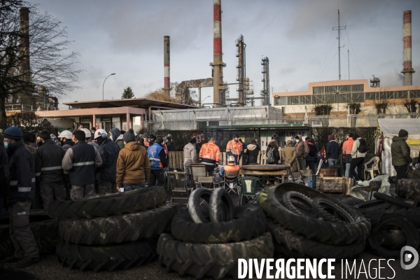 Grève des salariés de la raffinerie Total de Grandpuits 22012021
