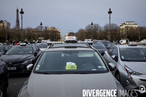 Manifestation des taxis contre la maraude des VTC