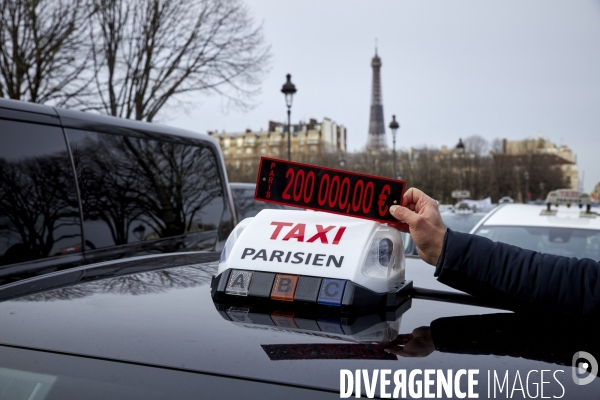 Manifestation des taxis contre la maraude des VTC