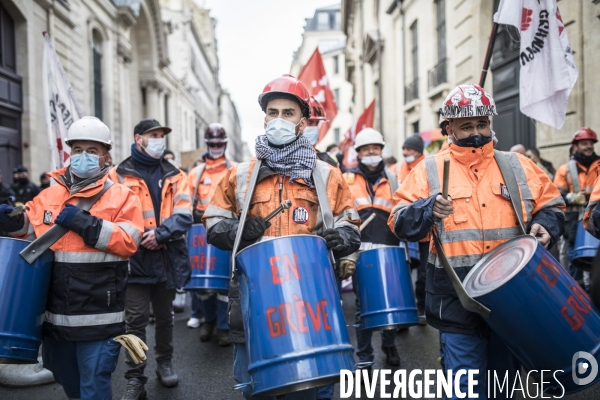 Manifestation contre les licenciements