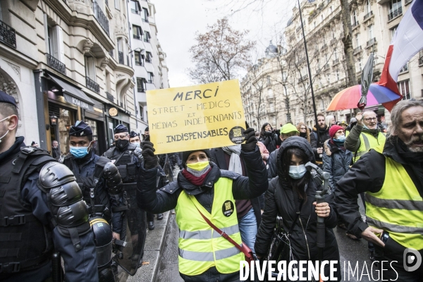 Manifestation contre les licenciements