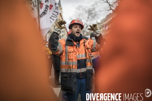 Manifestation contre les licenciements