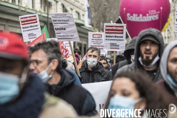 Manifestation contre les licenciements