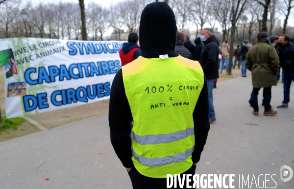 Manifestation contre l interdiction des animaux dans les cirques