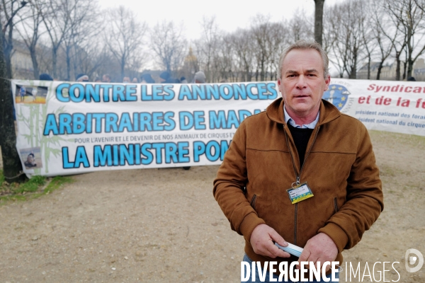 Manifestation contre l interdiction des animaux dans les cirques