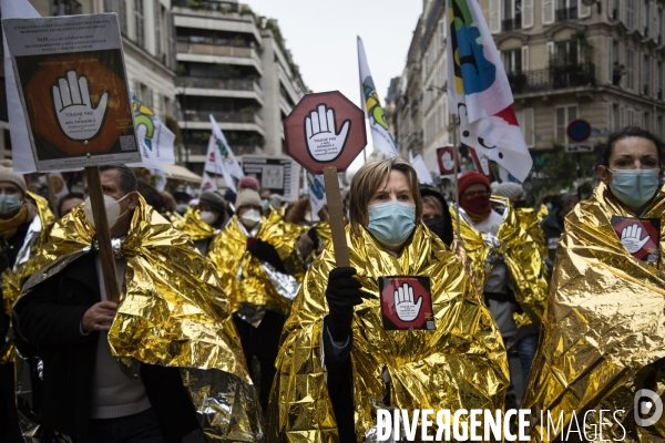 Manifestation des personnels de l éducation nationale et des étudiants