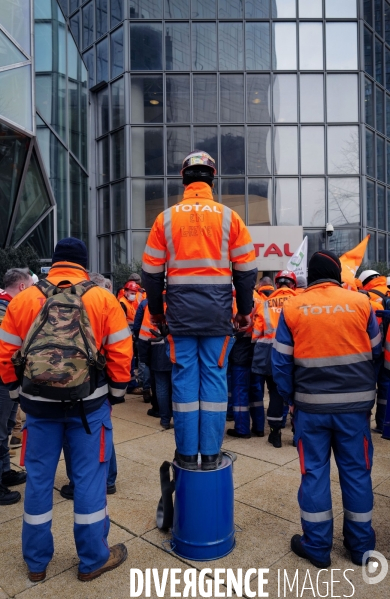 Manifestation des salariés de la Raffinerie Total de Grandpuits